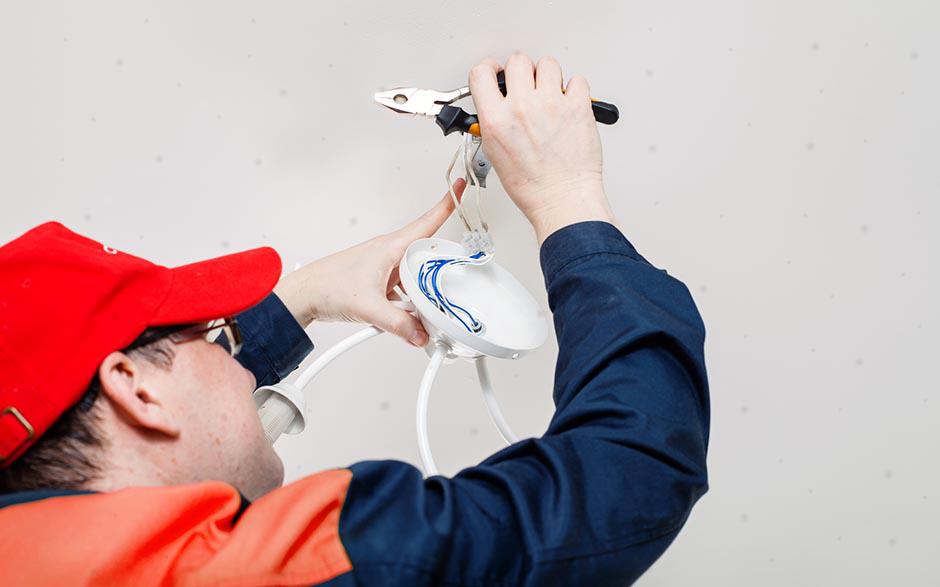 cherche électricien pas cher Aulnay-sous-Bois